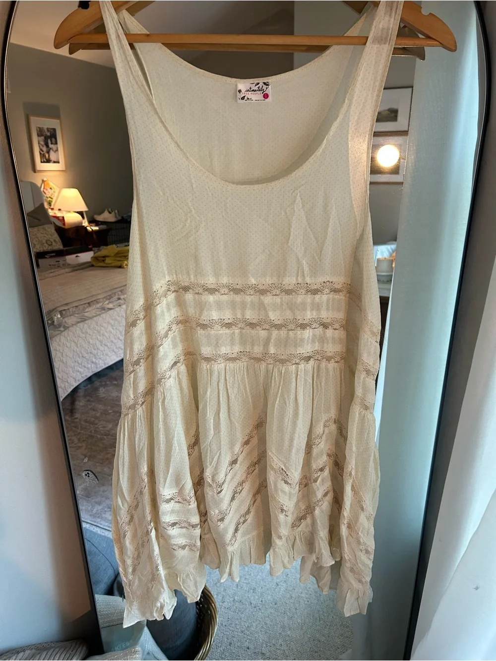 Free People Light Cream Lace-Trim Sleeveless Tunic Top